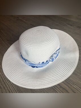 Janie and Jack White Sun Hat with Blue Floral Band